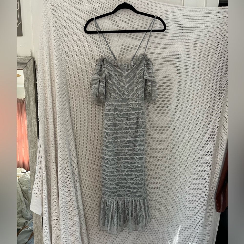 ✨ASOS LACE DRESS✨